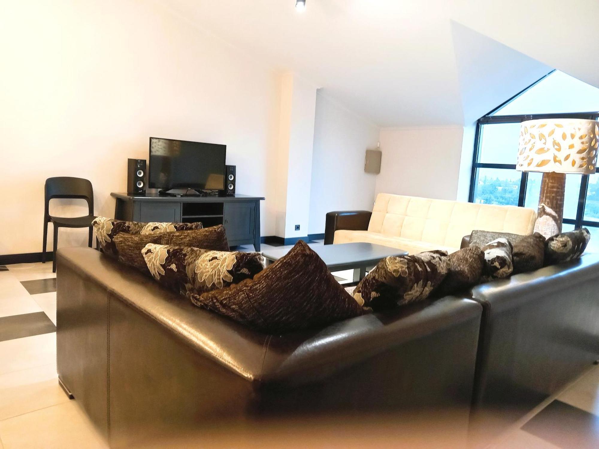 Medea'S Home Кутаиси Экстерьер фото